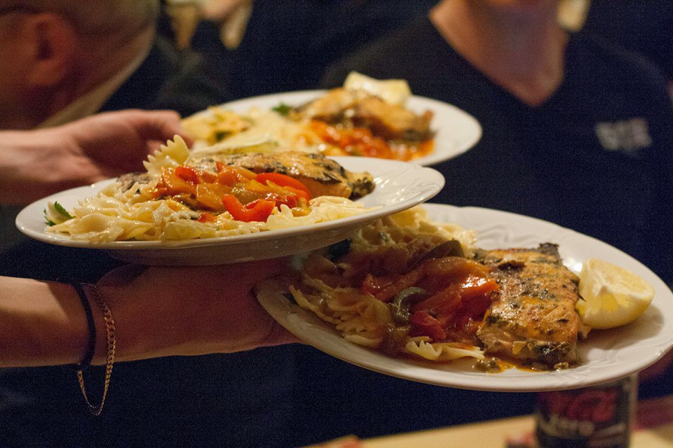 Dinner time in Dinitz!