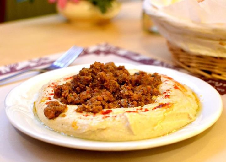 Milujeme Hummus!